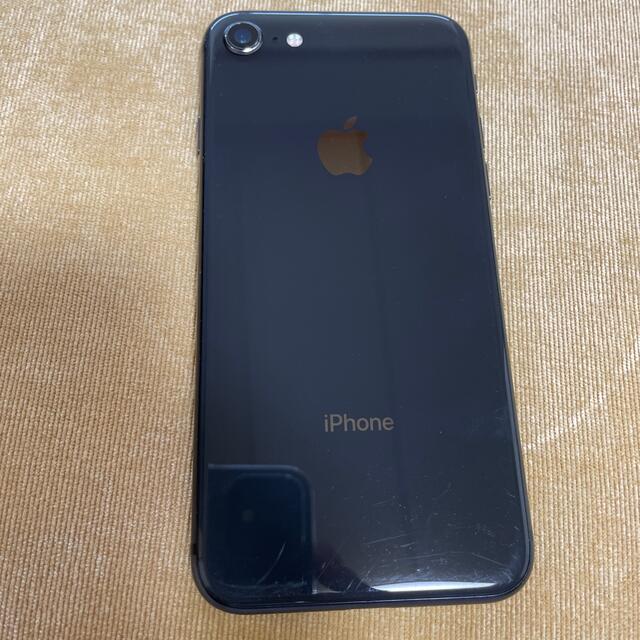 iPhone(アイフォーン)のiPhone 8 256GB ブラック 画面割れ SiMフリー（本体のみ） スマホ/家電/カメラのスマートフォン/携帯電話(スマートフォン本体)の商品写真