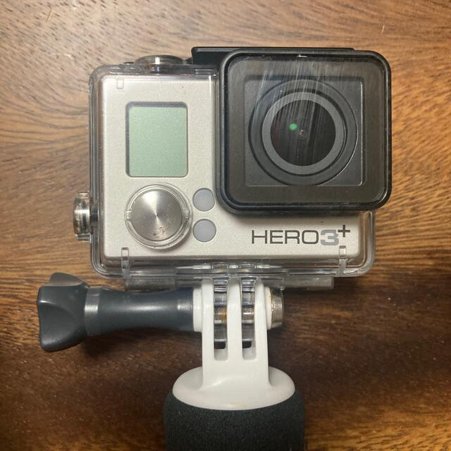 GoPro(ゴープロ)のGOPRO3 ハンディスティック付き　リストバンド付き スマホ/家電/カメラのカメラ(ビデオカメラ)の商品写真