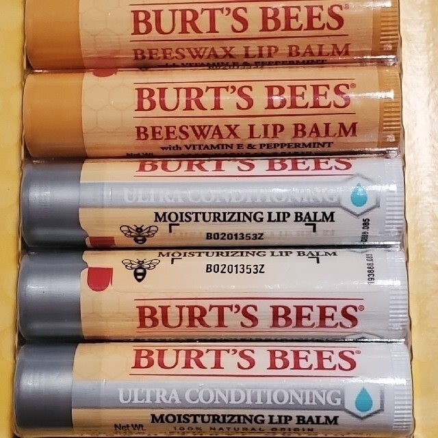 BURT'S BEES(バーツビーズ)の【レア 激安】BURT'S BEES リップ 10本セット コスメ/美容のスキンケア/基礎化粧品(リップケア/リップクリーム)の商品写真