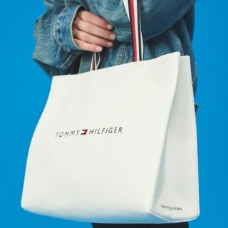 トミーヒルフィガー(TOMMY HILFIGER)のNANA様トミーフィルガーバッグ　大人気完売カラーホワイト数日のみの出品(ショルダーバッグ)