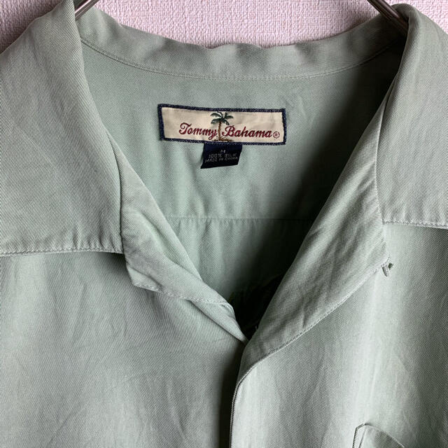 US ビンテージ 古着 柄シャツ 刺繍 シルク アロハ シャツ バックパネル メンズのトップス(シャツ)の商品写真