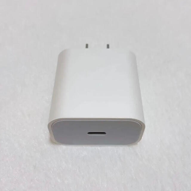 iPhone(アイフォーン)のセット　USB1mセット スマホ/家電/カメラのスマートフォン/携帯電話(バッテリー/充電器)の商品写真