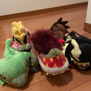 カプコン(CAPCOM)のモンスターハンターぬいぐるみ五点セット！！(キャラクターグッズ)