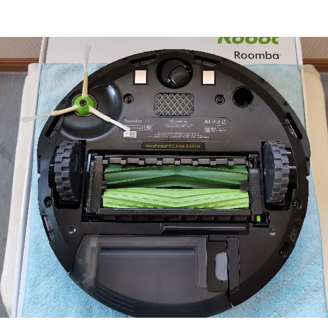 iRobot(アイロボット)のiRobot ルンバ i7 スマホ/家電/カメラの生活家電(掃除機)の商品写真