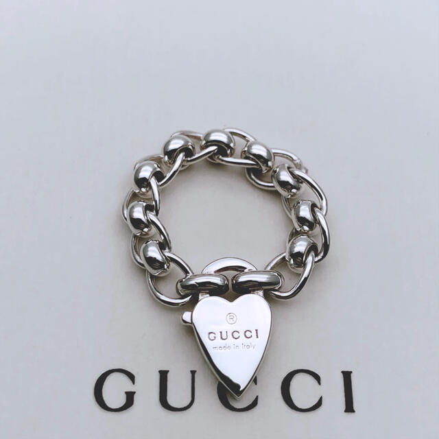 GUCCI - 美品 gucci グッチ チェーンリング ハートモチーフ GUCCI - 美品 gucci グッチ チェーンリング ハートモチーフ