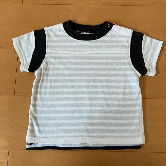 babyGAP(ベビーギャップ)のBABY GAP　Tシャツ サイズ:90 キッズ/ベビー/マタニティのキッズ服男の子用(90cm~)(Tシャツ/カットソー)の商品写真