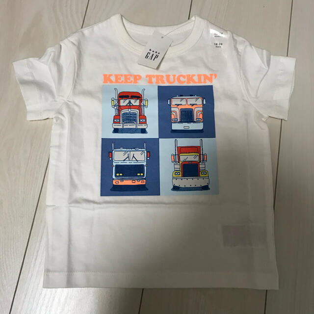 babyGAP(ベビーギャップ)のTシャツ　baby GAP 西松屋 キッズ/ベビー/マタニティのキッズ服男の子用(90cm~)(Tシャツ/カットソー)の商品写真