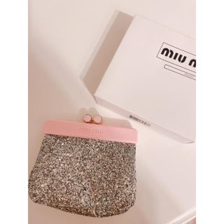 ミュウミュウ(miumiu)のmiumiu がま口ポーチ 値下げしました！(ポーチ)