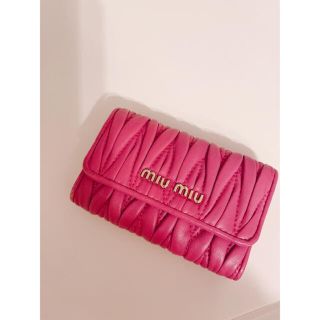 ミュウミュウ(miumiu)のmiumiu キーケース 値下げしました！(キーケース)