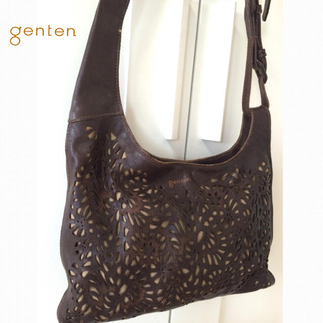 お値下げ❣️ genten ゲンテン ショルダーバッグ