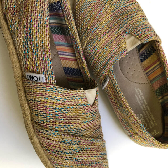 TOMS(トムズ)のTOMS.ジュートサンダル.エスパドリーユ風 レディースの靴/シューズ(スリッポン/モカシン)の商品写真