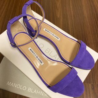 マノロブラニク(MANOLO BLAHNIK)のMANOLO BLAHNIK マノロブラニク37 今期パープル Drawer(サンダル)