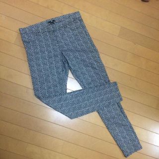 エイチアンドエム(H&M)のH&M＊スキニーパンツ＊サイズ42(スキニーパンツ)