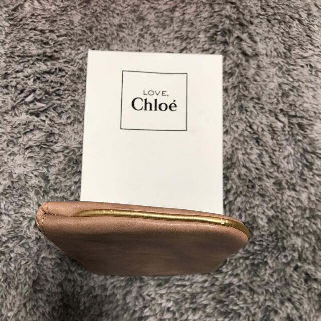 Chloe(クロエ)の新品　クロエポーチ レディースのファッション小物(ポーチ)の商品写真