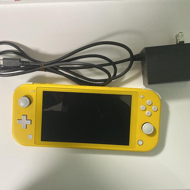 Nintendo Switch Lite イエロー