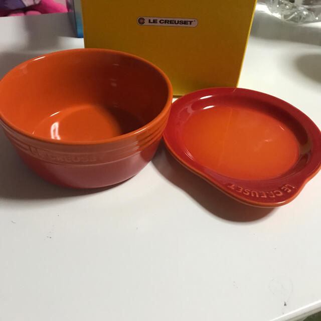 LE CREUSET(ルクルーゼ)のル・クルーゼプレートオンディッシュ。 インテリア/住まい/日用品のキッチン/食器(食器)の商品写真