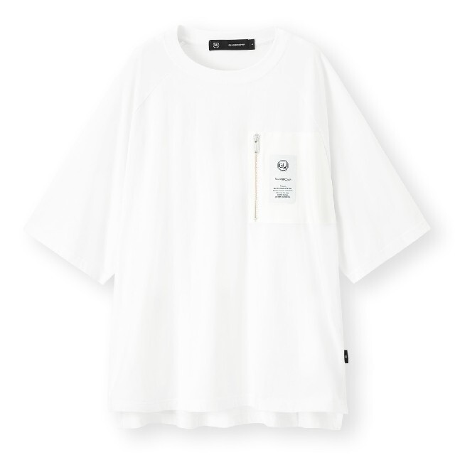 GU(ジーユー)のスーパービッグジップポケットt GU アンダーカバー 新品未使用 ホワイト メンズのトップス(Tシャツ/カットソー(七分/長袖))の商品写真