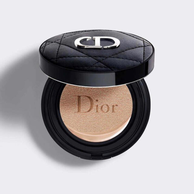 Dior クッションファンデコスメ/美容