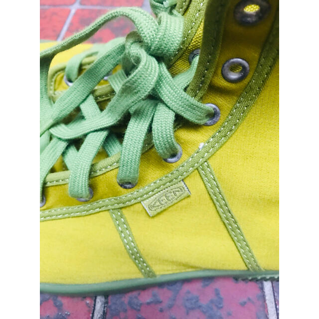 KEEN(キーン)のKEEN メンズスニーカー　新品29㎝　カーキ メンズの靴/シューズ(スニーカー)の商品写真