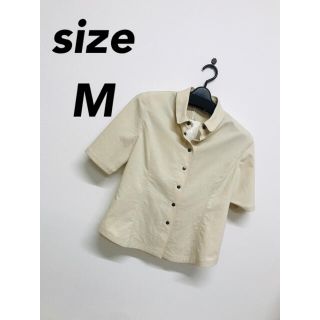 イタリヤ(伊太利屋)の半袖　シャツ　キナリ　無地　ホワイト　シンプル　m 春夏　トップス　レディース(Tシャツ(半袖/袖なし))