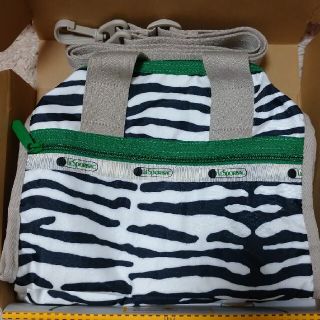LeSportsac × MUVEIL キューブセット ゼブラストライプ