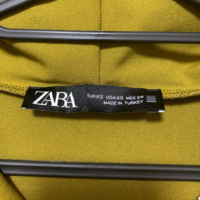 ZARA(ザラ)のZARA  ジャケット パーカー  レディースのジャケット/アウター(ナイロンジャケット)の商品写真