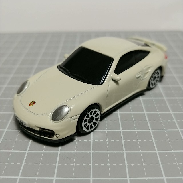 Porsche(ポルシェ)の1090 RMZCity No3019S ポルシェ911 ターボ クリーム エンタメ/ホビーのおもちゃ/ぬいぐるみ(ミニカー)の商品写真