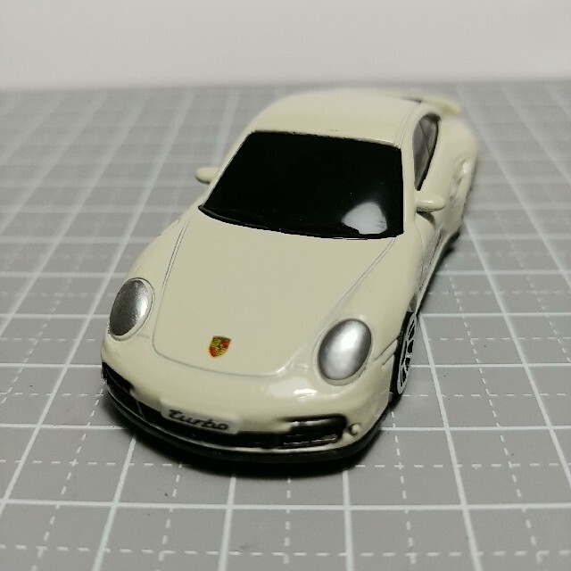 Porsche(ポルシェ)の1090 RMZCity No3019S ポルシェ911 ターボ クリーム エンタメ/ホビーのおもちゃ/ぬいぐるみ(ミニカー)の商品写真