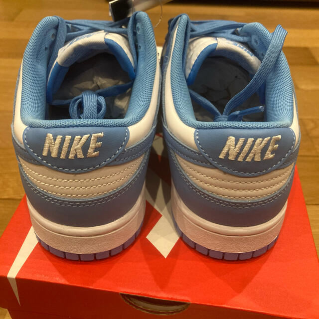 NIKE(ナイキ)のNIKE DUNK LOW "UNIVERSITY BLUE" メンズの靴/シューズ(スニーカー)の商品写真