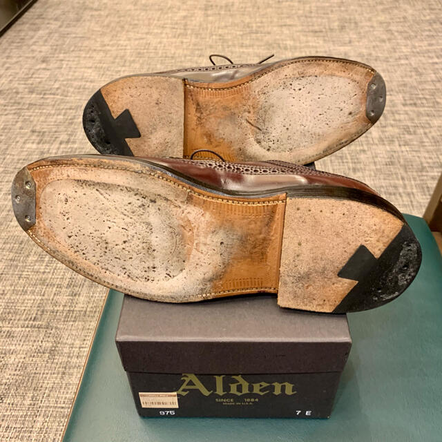 Alden(オールデン)の美品❗️《ALDEN》名作975コードバン7E 付属品有り メンズの靴/シューズ(ドレス/ビジネス)の商品写真