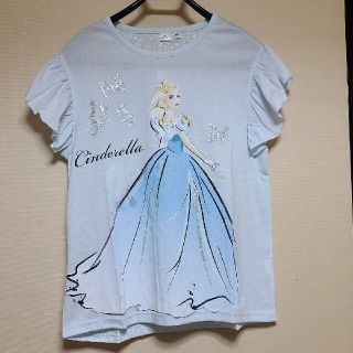 ディズニー(Disney)の【ディズニー】シンデレラフリルショルダーTシャツ(Tシャツ(半袖/袖なし))