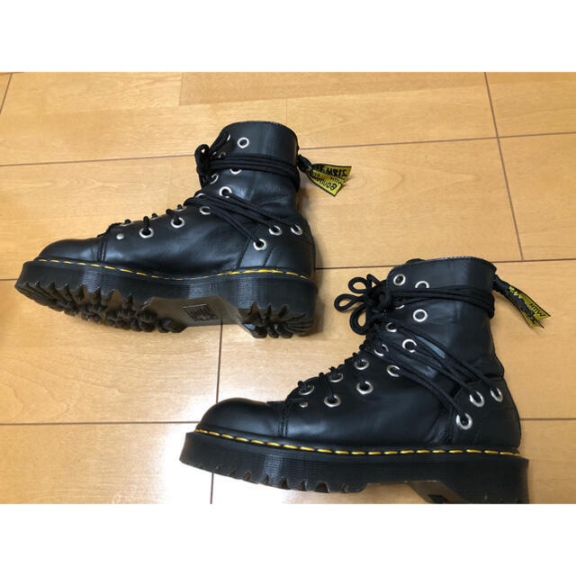 Dr.Martens(ドクターマーチン)のDr.Martens ドクターマーチン  DARIA ダリア 32ホール UK4 レディースの靴/シューズ(ブーツ)の商品写真