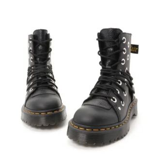 ドクターマーチン(Dr.Martens)のDr.Martens ドクターマーチン  DARIA ダリア 32ホール UK4(ブーツ)