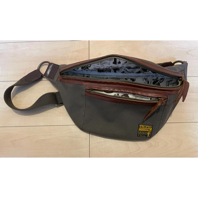 【トロフィークロージング】 デイトリップバック メンズのバッグ(ボディーバッグ)の商品写真
