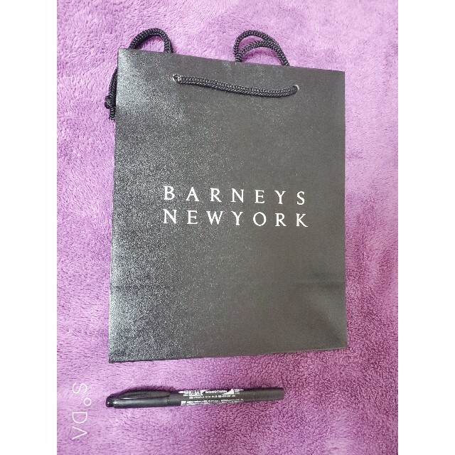 BARNEYS NEW YORK(バーニーズニューヨーク)のバーニーズニューヨーク　ショップバッグ レディースのバッグ(ショップ袋)の商品写真