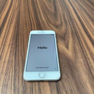 アイフォーン(iPhone)のiPhone8 64G(スマートフォン本体)