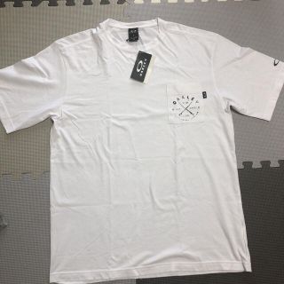 オークリー(Oakley)のオークリーTシャツ/サイズXL/新品未使用(Tシャツ/カットソー(半袖/袖なし))