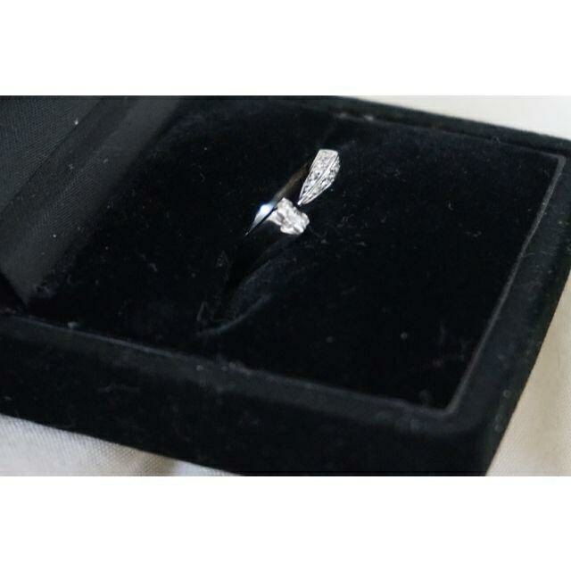 なつめ様専用！Pt900　ダイヤモンドのアシンメトリーリング　9号 レディースのアクセサリー(リング(指輪))の商品写真