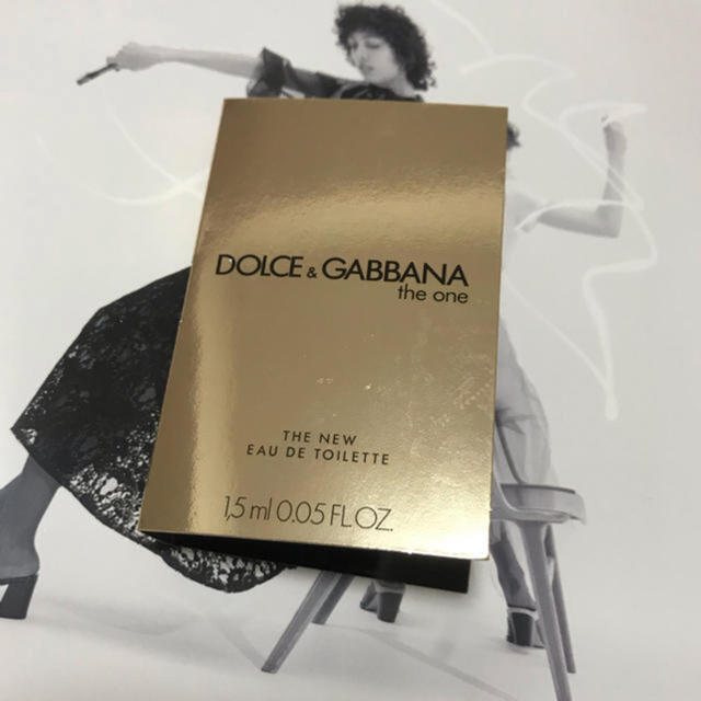 DOLCE&GABBANA(ドルチェアンドガッバーナ)のDOLCE&GABBANA♥the one♥オードトワレ コスメ/美容のキット/セット(サンプル/トライアルキット)の商品写真