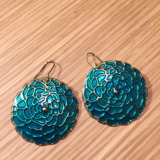 ピアス(ピアス)