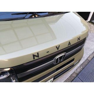 カーボン風　N-VANエンブレム　マグネット(汎用パーツ)