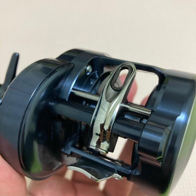 SHIMANO(シマノ)の【ピッコロ5681様専用】未使用　オシアコンクエスト リミテッド300HG スポーツ/アウトドアのフィッシング(リール)の商品写真