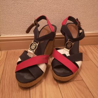 トミーヒルフィガー(TOMMY HILFIGER)のTOMMY HILIFIGER レディースサンダル　トミーヒルフィガー(サンダル)