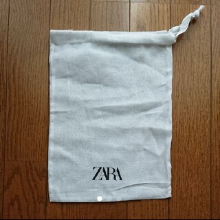ザラ(ZARA)のZARA  巾着袋(ショップ袋)