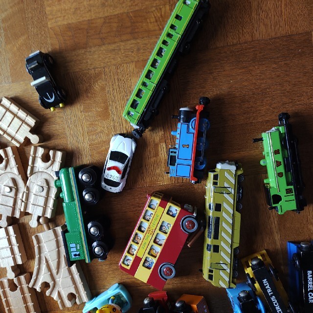 おまとめ出品 トーマス木製列車 電動 BRIO トーマスエンジン