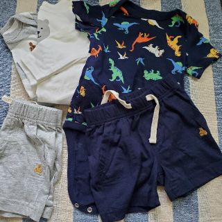 ベビーギャップ(babyGAP)のbabyGAP 5点まとめ売り70 半袖ボディ 長袖ボディ 短パン(ロンパース)