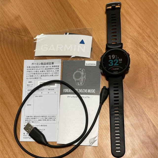 Garmin ForeAthlete 245 Music ブラック／レッド