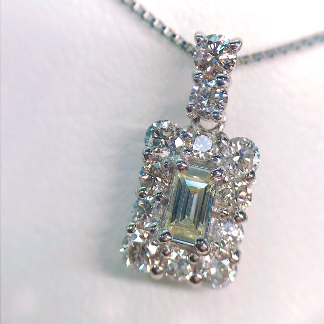 0.40ct バケットカット ダイヤモンドネックレス PT900/850 ダイヤ