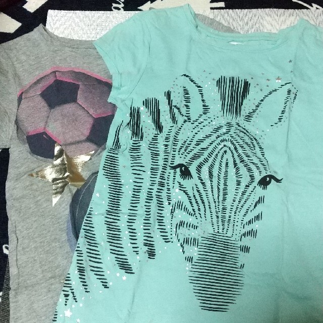 GAP Kids(ギャップキッズ)のGAP Tシャツ ２枚セット キッズ/ベビー/マタニティのキッズ服女の子用(90cm~)(Tシャツ/カットソー)の商品写真