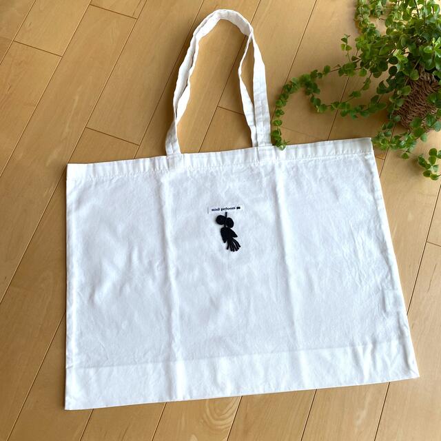 mina perhonen(ミナペルホネン)のミナペルホネン　ショップバッグ大 レディースのバッグ(ショップ袋)の商品写真